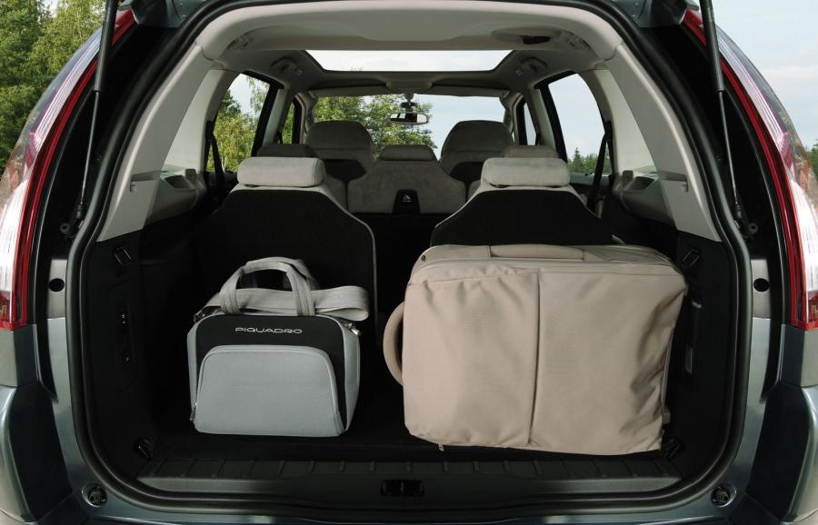 Citroen C4 Grand Picasso 2007 года  (фото 73 из 133)